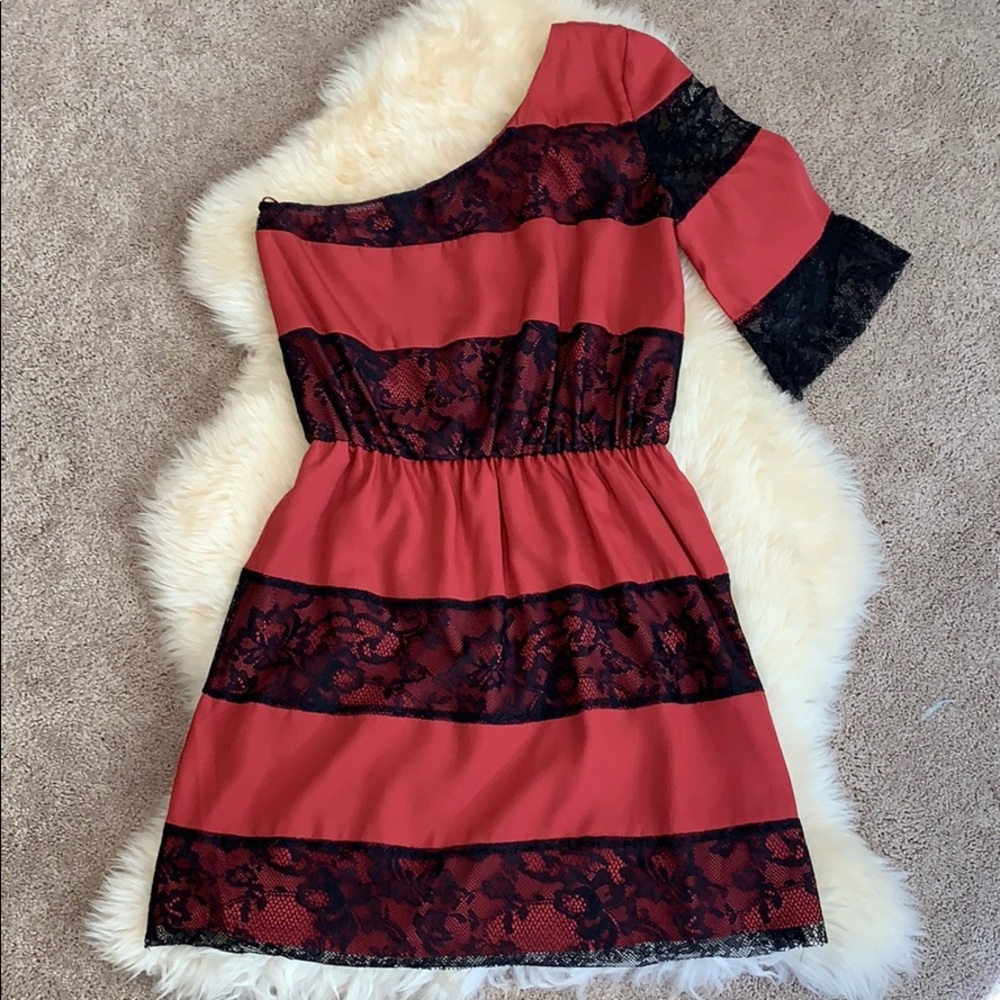 ❤️ Gianni Bini dress, sz 8, lace/dark coral